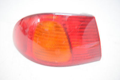98 99 00 01 02 TOYOTA COROLLA LEFT DRIVER TAIL LIGHT TAILLIGHT