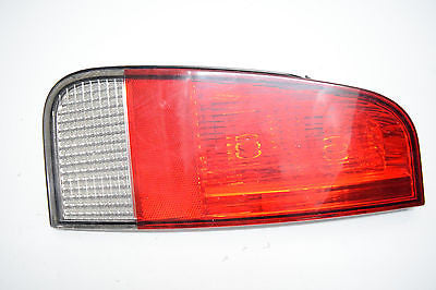 03 04 05 LINCOLN AVIATOR RIGHT PASSENGER INNER TAILLIGHT TAIL LIGHT OEM