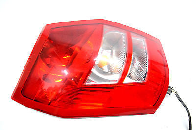 05 06 07 08 DODGE MAGNUM LEFT DRIVER TAIL LIGHT