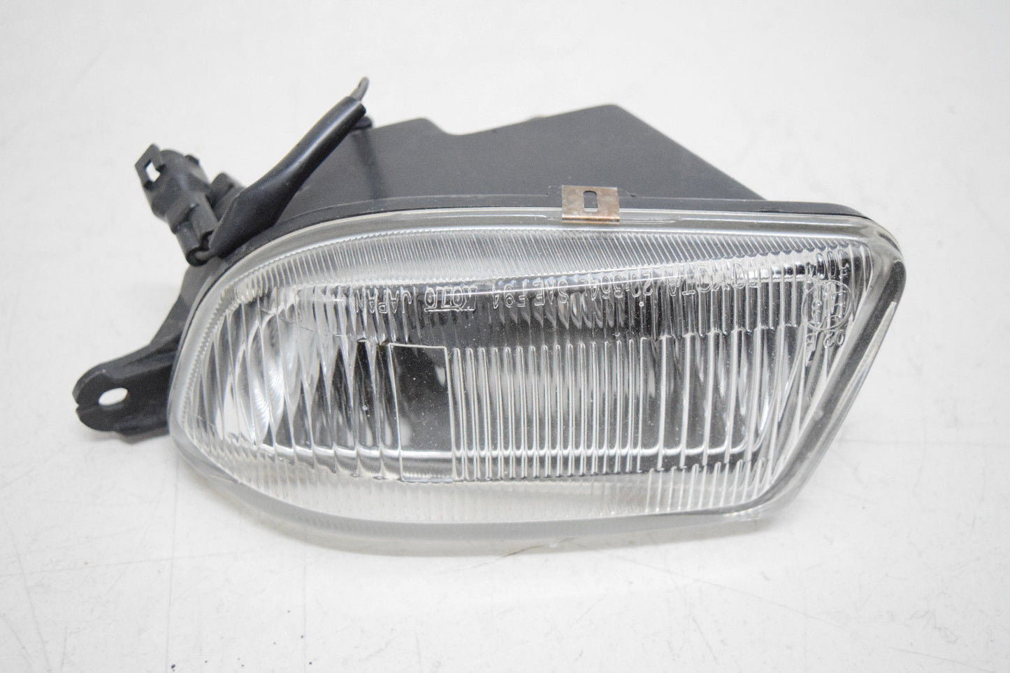 97 98 99 TOYOTA CELICA LEFT DRIVER FOG LIGHT LAMP OEM
