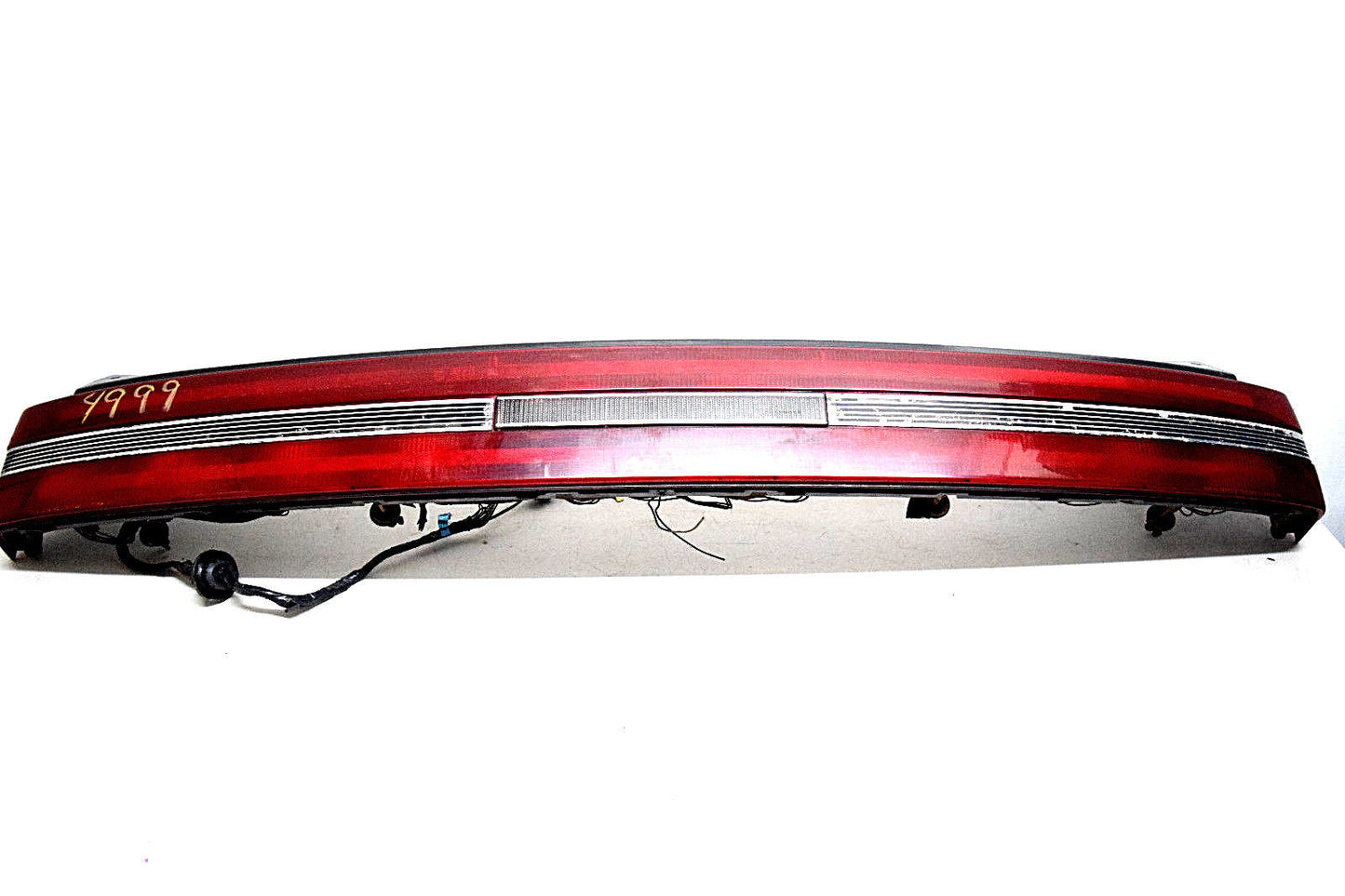 89 90 91 92 93 94 95 96 BUICK CENTURY CENTER TAIL LIGHT 3RD BRAKE LIGHT OEM