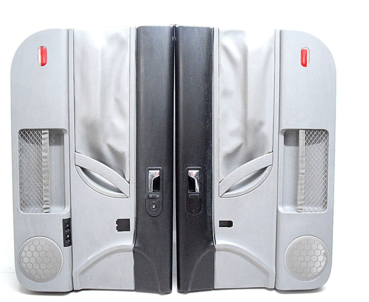 99 00 01 02 03 04 05 06 07 08 09 VW BEETLE PASSENGER DOOR PANEL BLACK TRIM SET