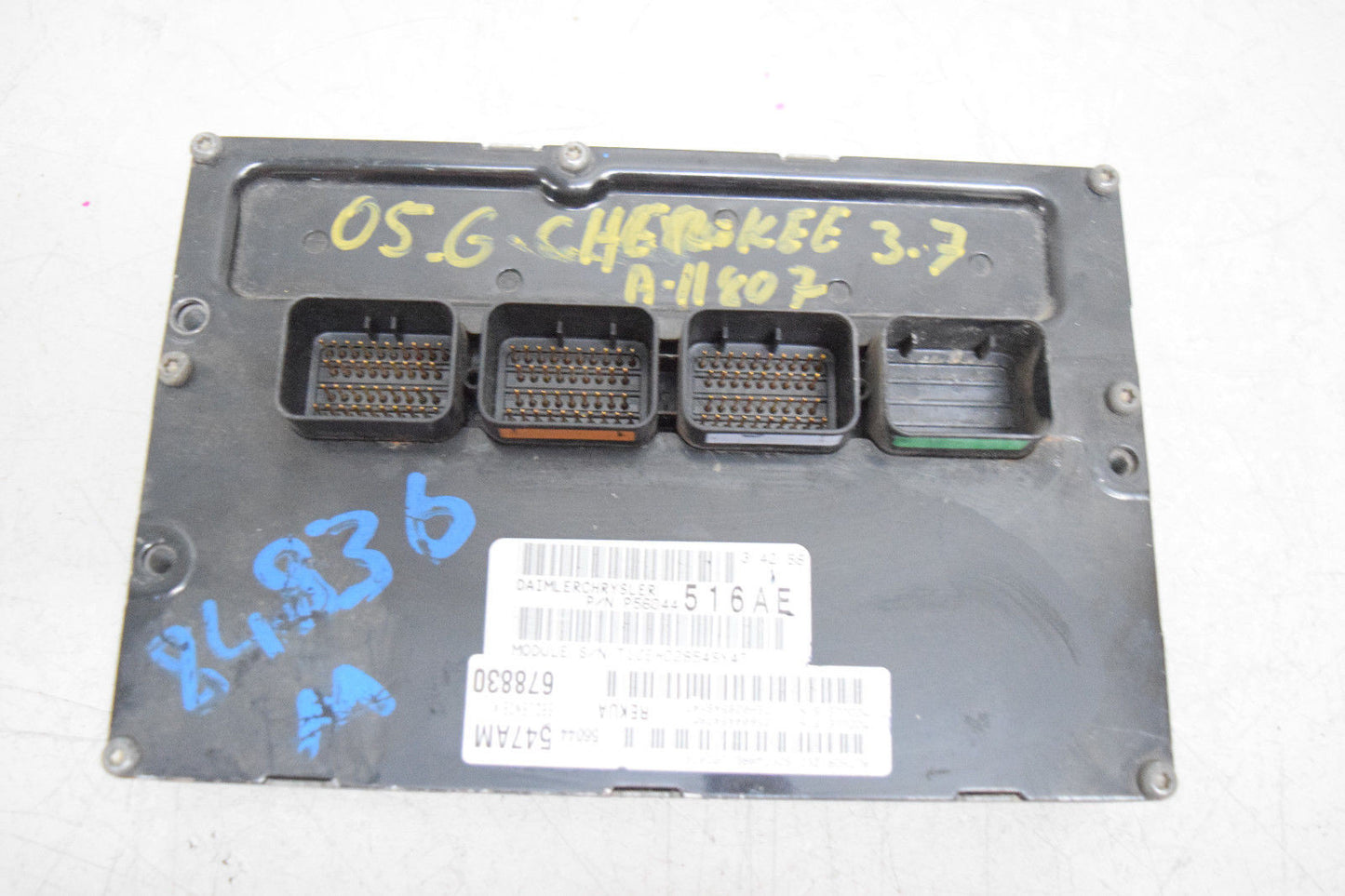 05 06 JEEP GRAND CHEROKEE ECU ECM ENGINE COMPUTER P56044547AM OEM