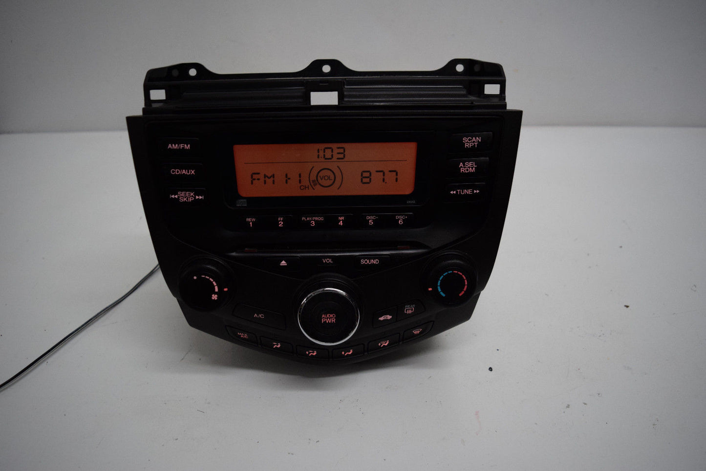 03 04 05 06 07 HONDA ACCORD RADIO CD PLAYER RADIO DUAL CLIMATE WITH CODE