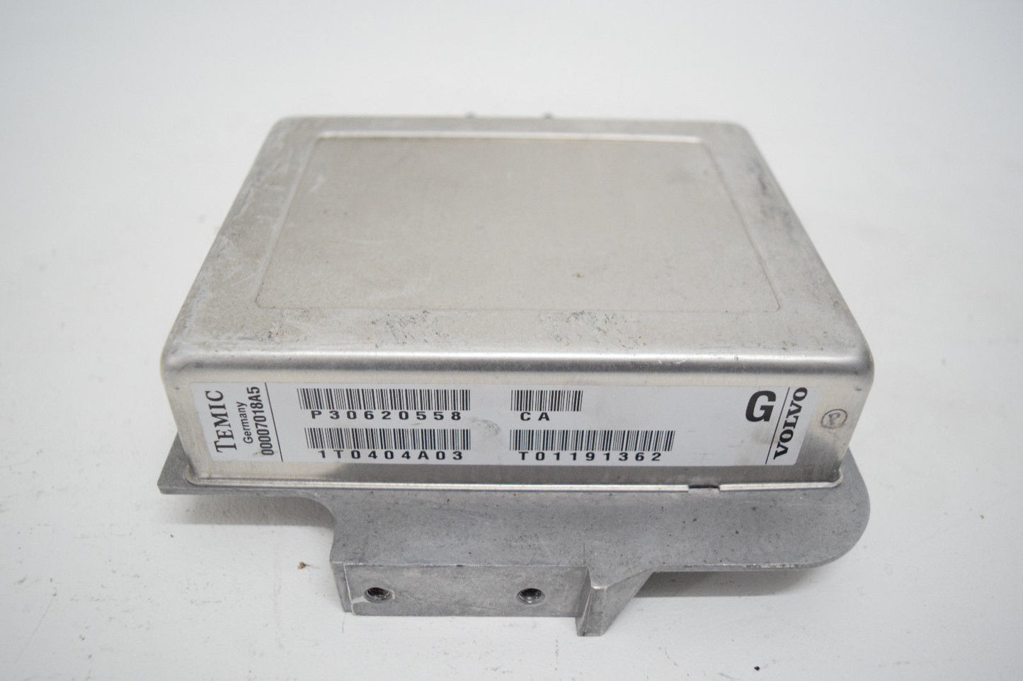 01 02 03 04 VOLVO S40 ECU ECM ENGINE COMPUTER P30620558