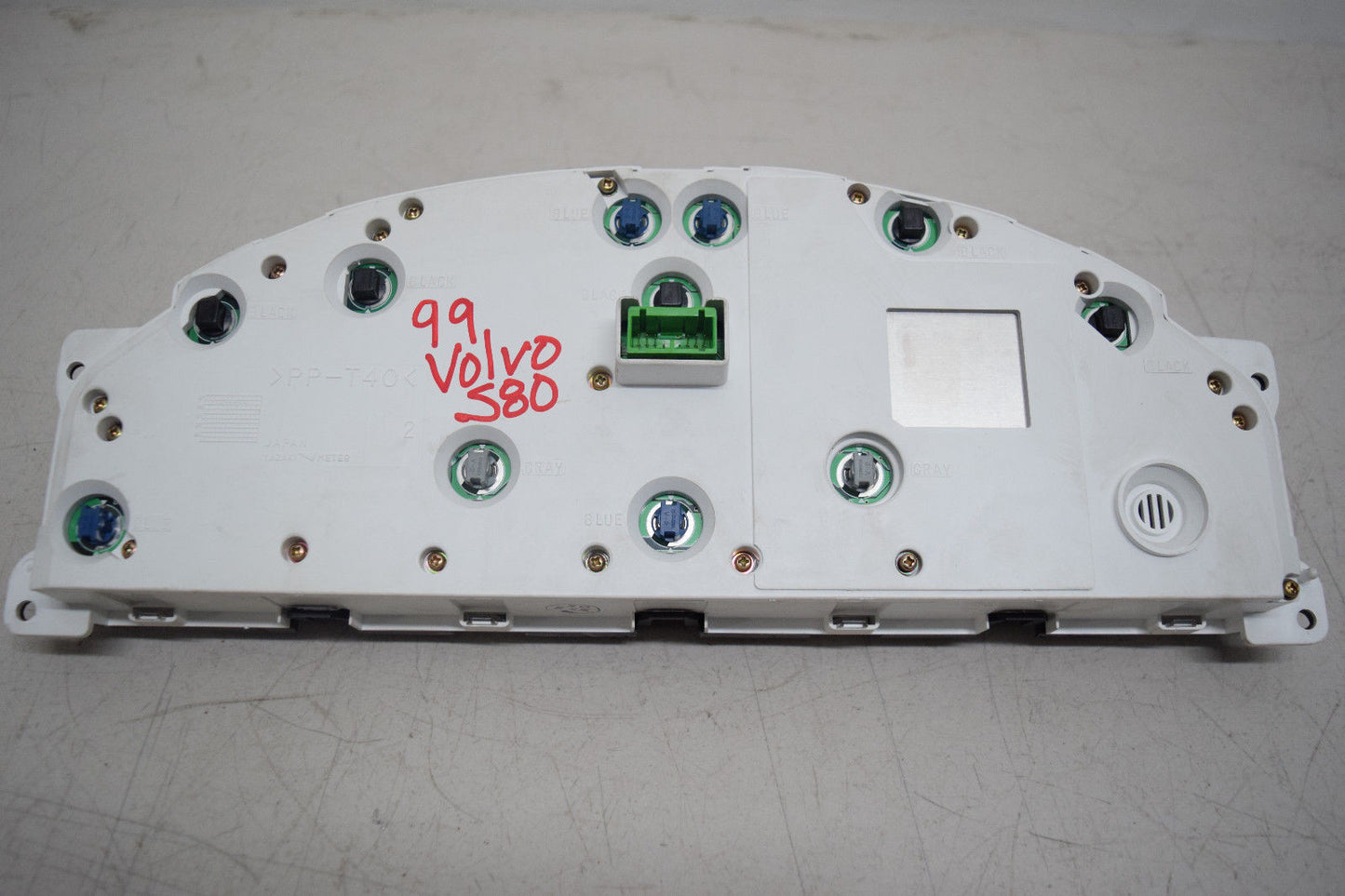 99 00 VOLVO S80 V70 S90 SPEEDOMETER INSTRUMENT CLUSTER OEM 9483486