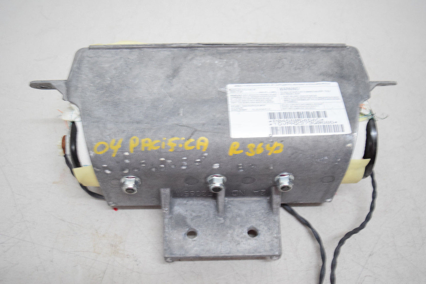04 05 CHRYSLER PACIFICA RIGHT PASSENGER SIDE AIRBAG NO COVER OEM