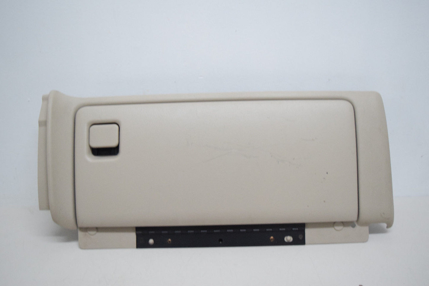 03 04 05 06 CADILLAC ESCALADE GLOVEBOX GLOVE BOX TAN OEM