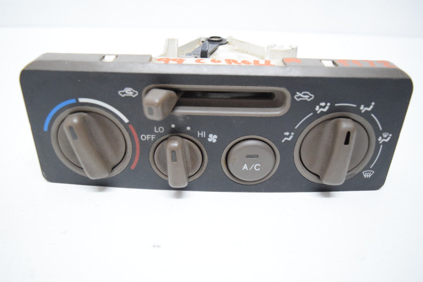 99 98 00 TOYOTA COROLLA CLIMATE CONTROL OEM 1