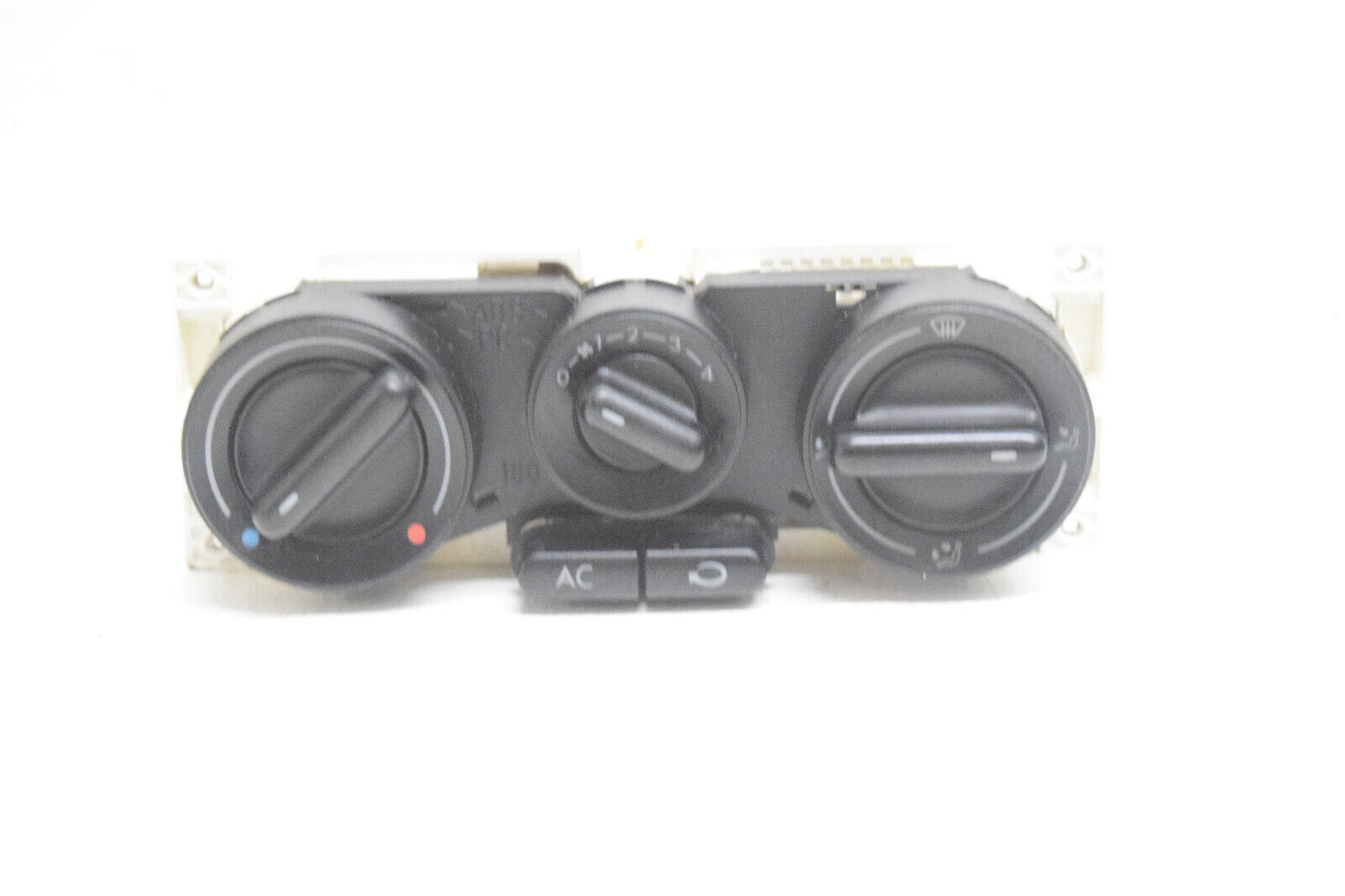 99 00 01 02 03 04 05 06 VW Beetle Golf Climate Control A/C Heater