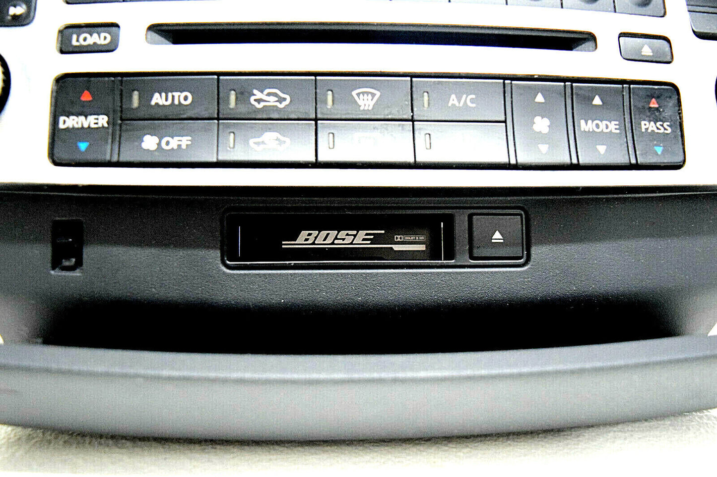 03 04 05 Infiniti FX35 FX45 Dash Panel Climate Control Radio Bezel Silver