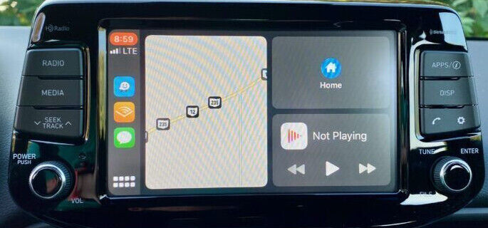 18 19 Hyundai Elantra GT Radio Media APPS Carplay Android Auto Player