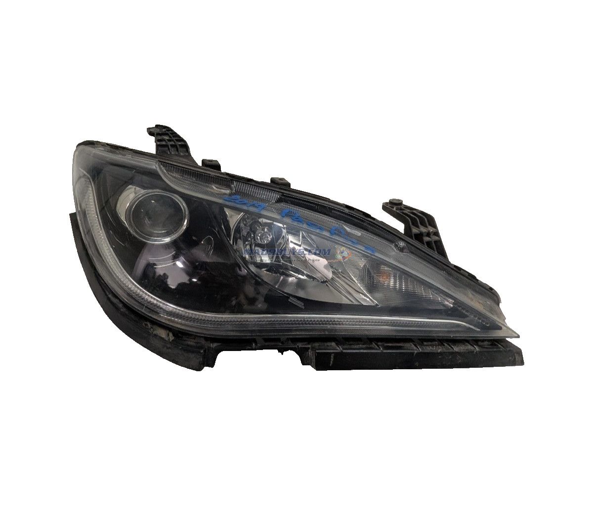 2017-2020 Chrysler Pacifica Xenon HID Headlight w/LED DRL Right Passenger OEM