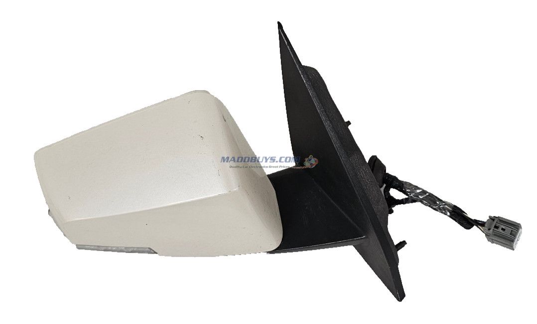 14 15 Chevrolet Traverse Right Passenger Side Door Mirror With Turn Signal White