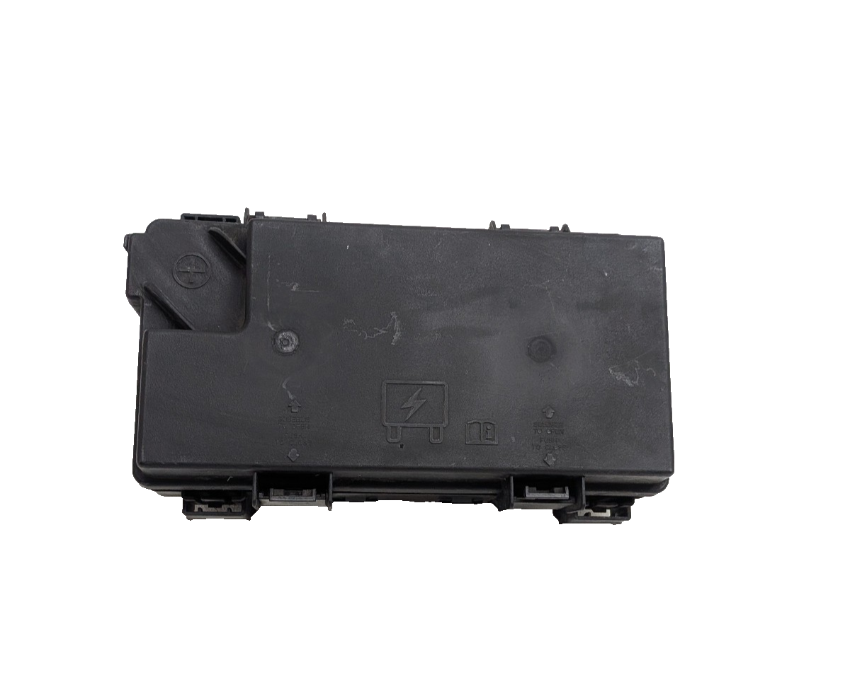 2012-2013 Jeep Wrangler JK TIPM Totally Integrated Power Module Fuse Box