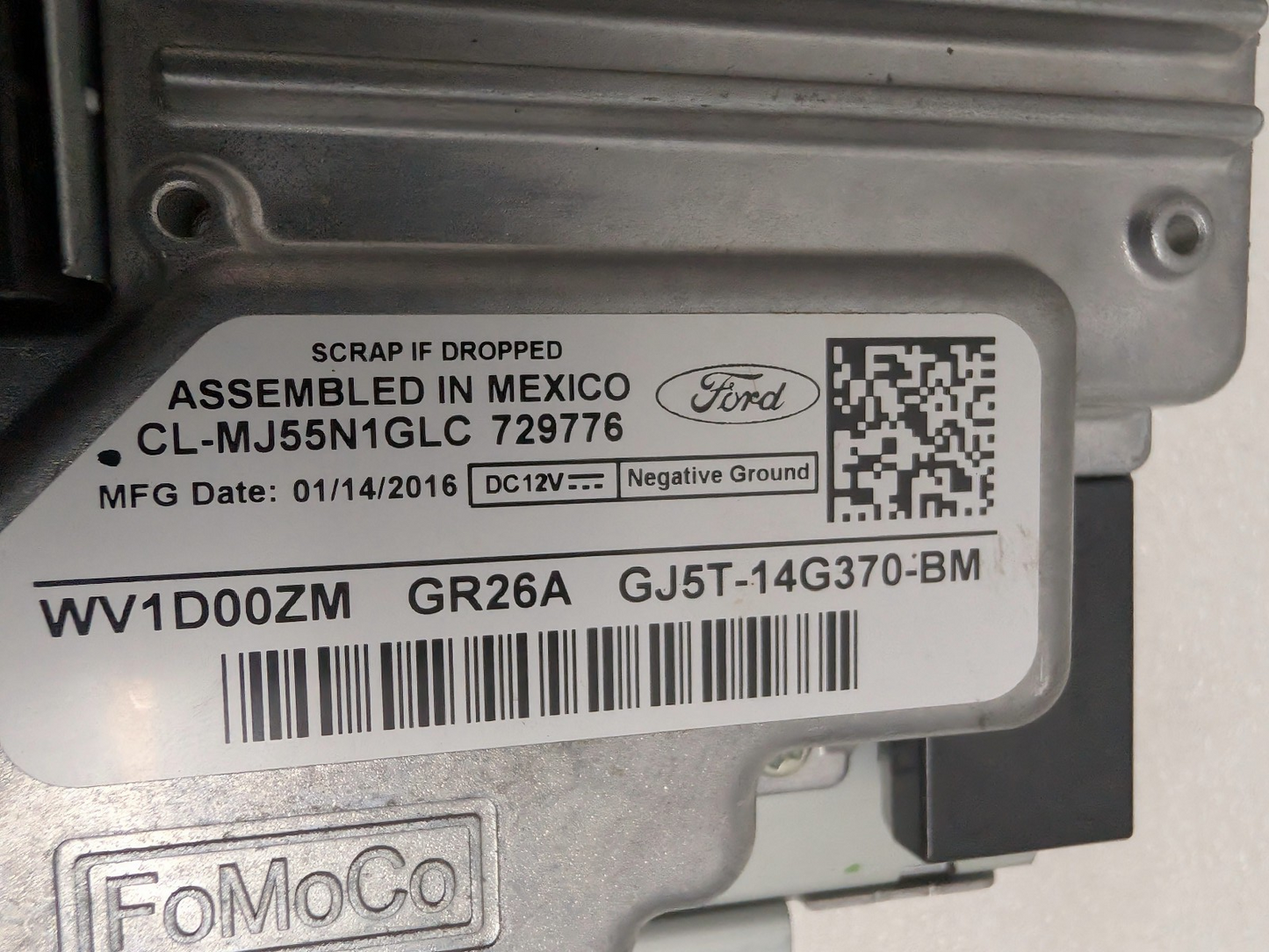 16 17 18 19 Ford Escape Sync 3 APIM Display Screen Radio Module JJ5T-14G370-EBA