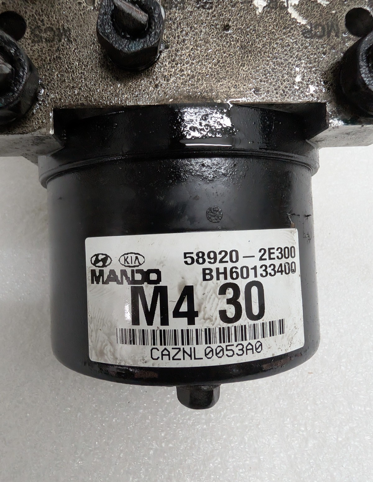 2005-2009 Hyundai Tucson Kia Sportage ABS Anti-Lock Brake Pump Module 589202E300
