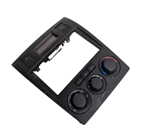 03 04 05 06 Hyundai Tiburon GT Manual Climate Control Clock  Radio Dash Bezel