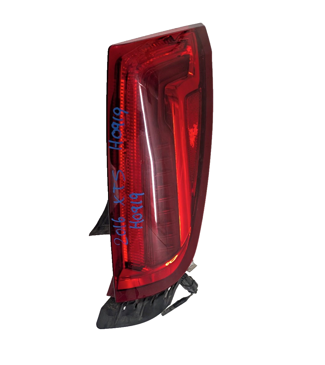 2013-2017 Cadillac XTS Tail Light Lamp Right Passenger Side LED OEM 84136218