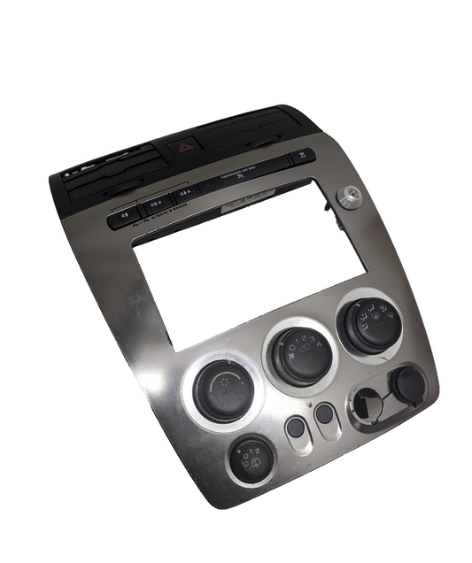 2006-2010 Hummer H3 H3T Dash Air Vents Radio AC Heater Climate Control Bezel