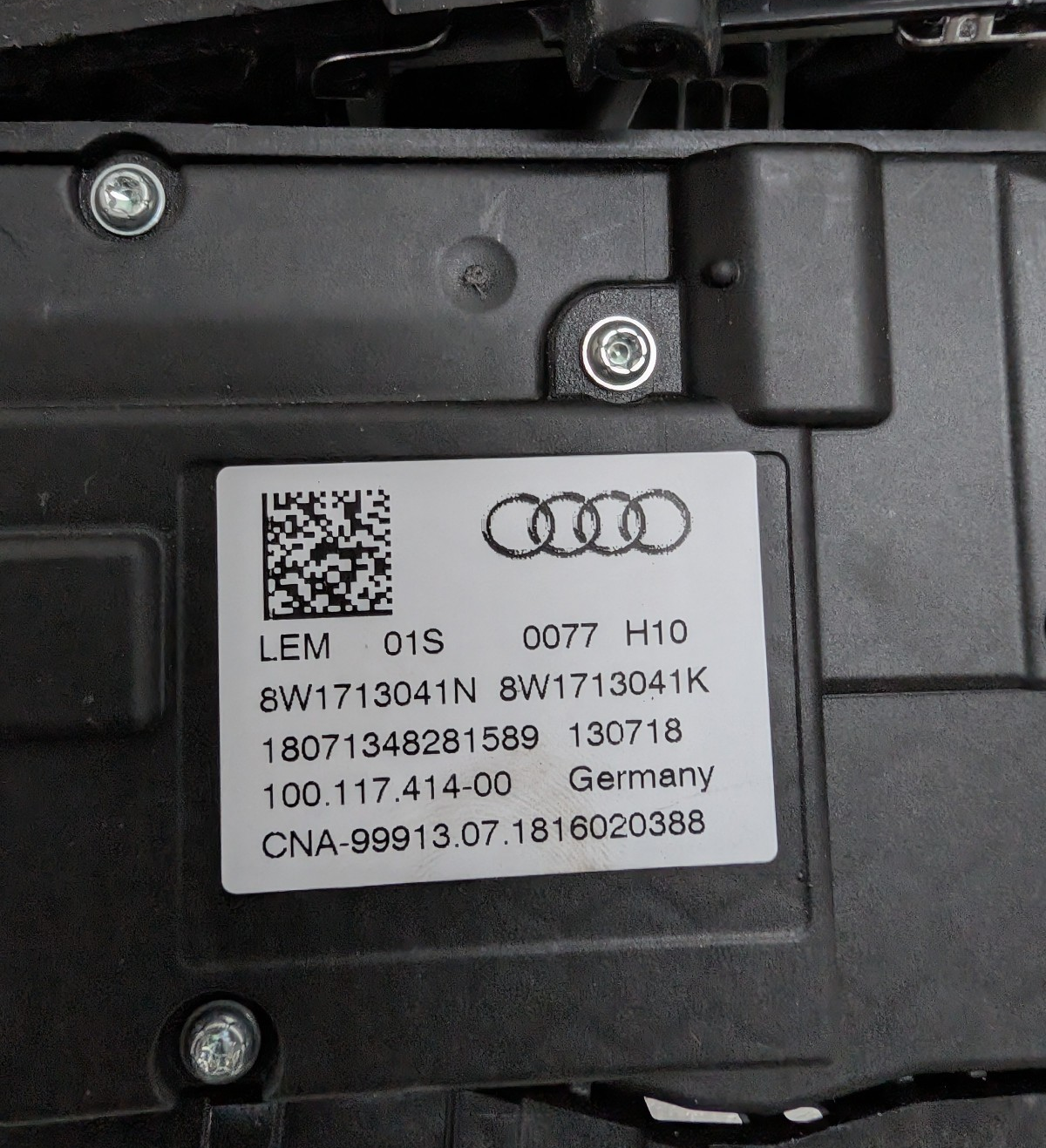 2017-2024 Audi A4 S4 A5 S5 Automatic Gear Shifter Selector Assembly 8W1713041
