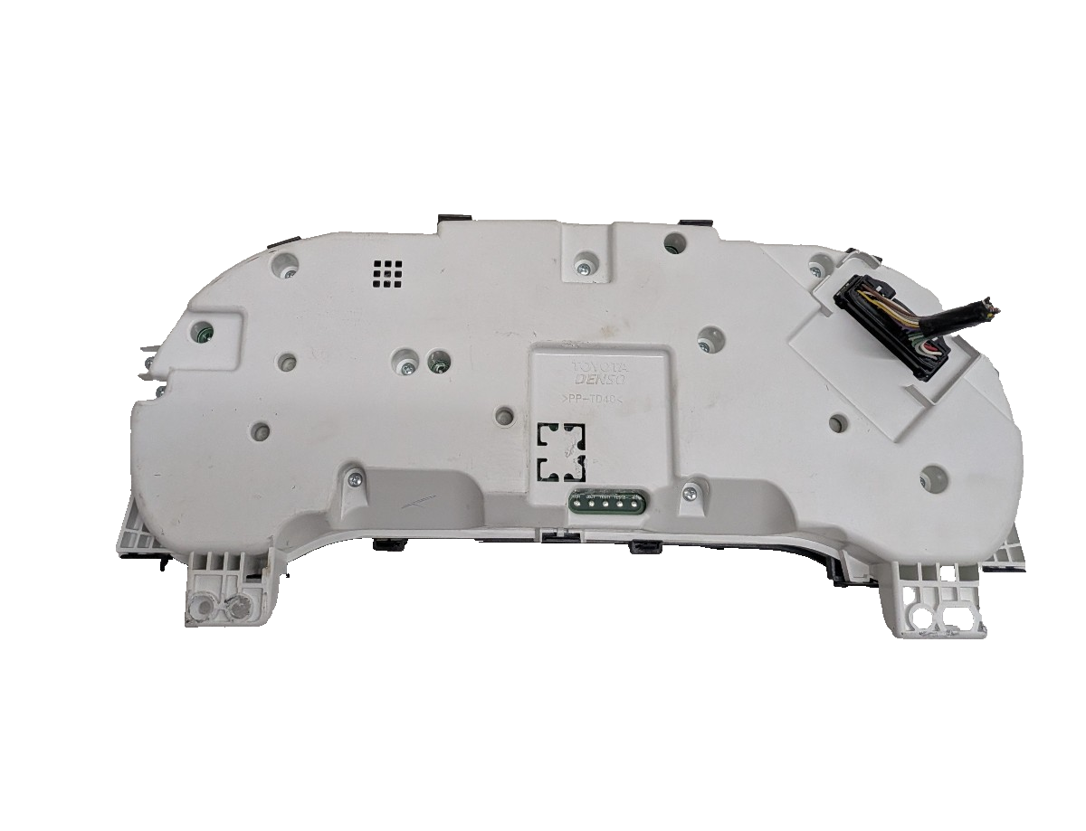 2011-2014 Toyota Sienna Instrument Gauge Cluster Speedometer 83800-08370 OEM