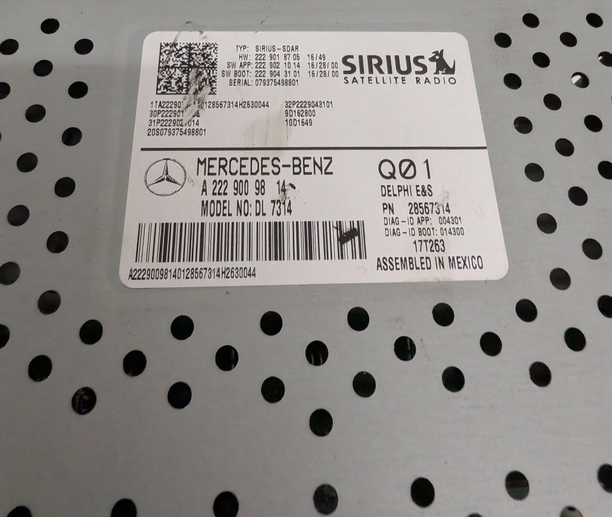 17-20 Mercedes SLC300 R172 Sirius XM Satellite Radio Receiver Module A2229009814