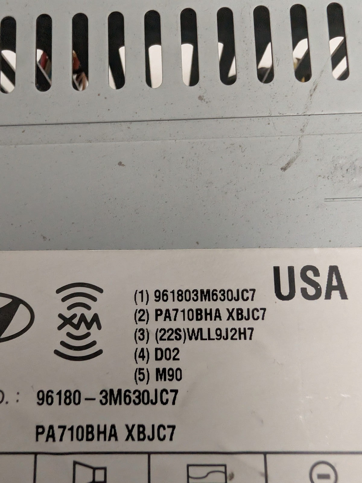 2011-2014 Hyundai Genesis Radio CD Player Receiver  XM Bluetooth 96180-3M630JC7