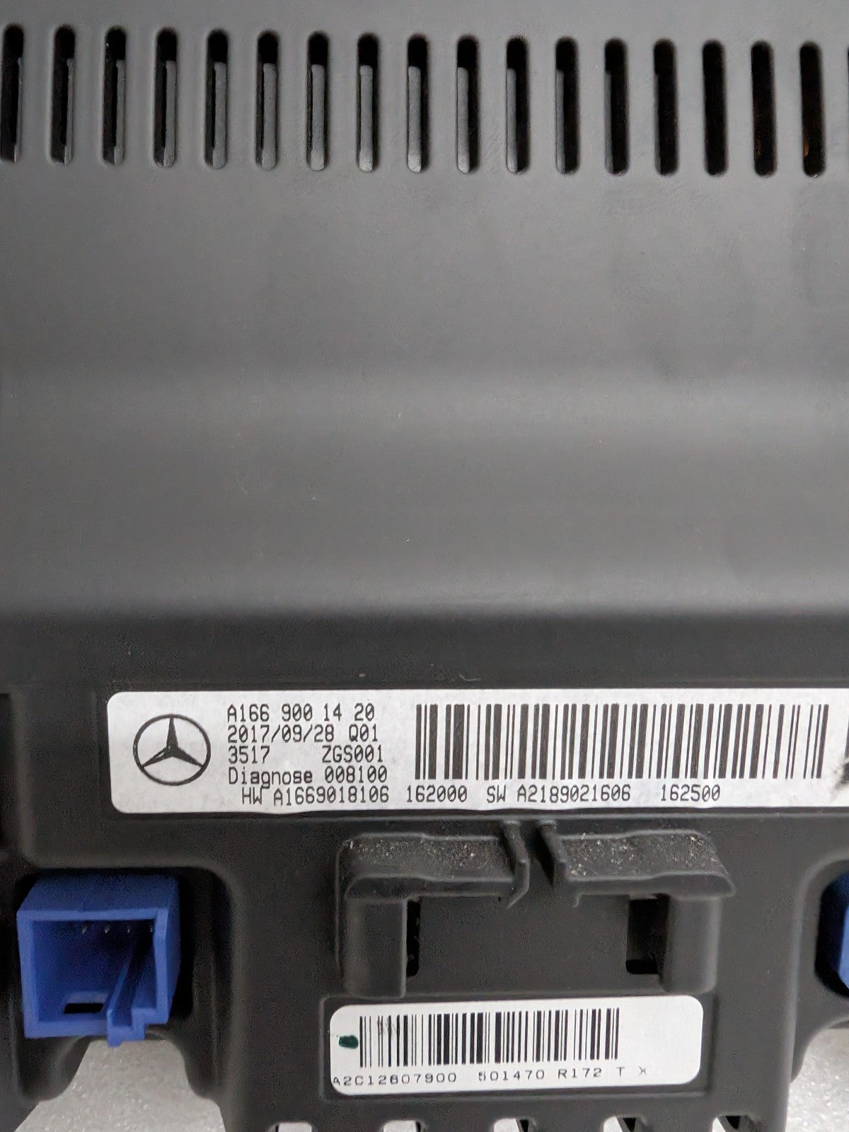15-19 Mercedes CLA GLA GLE Central Infotainment Display Monitor Screen A16690014