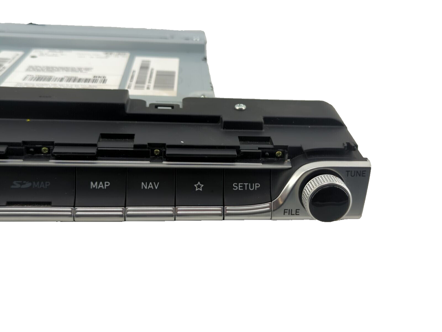 19 20 21 Genesis G70 Navigation  Cd Player Radio Receiver