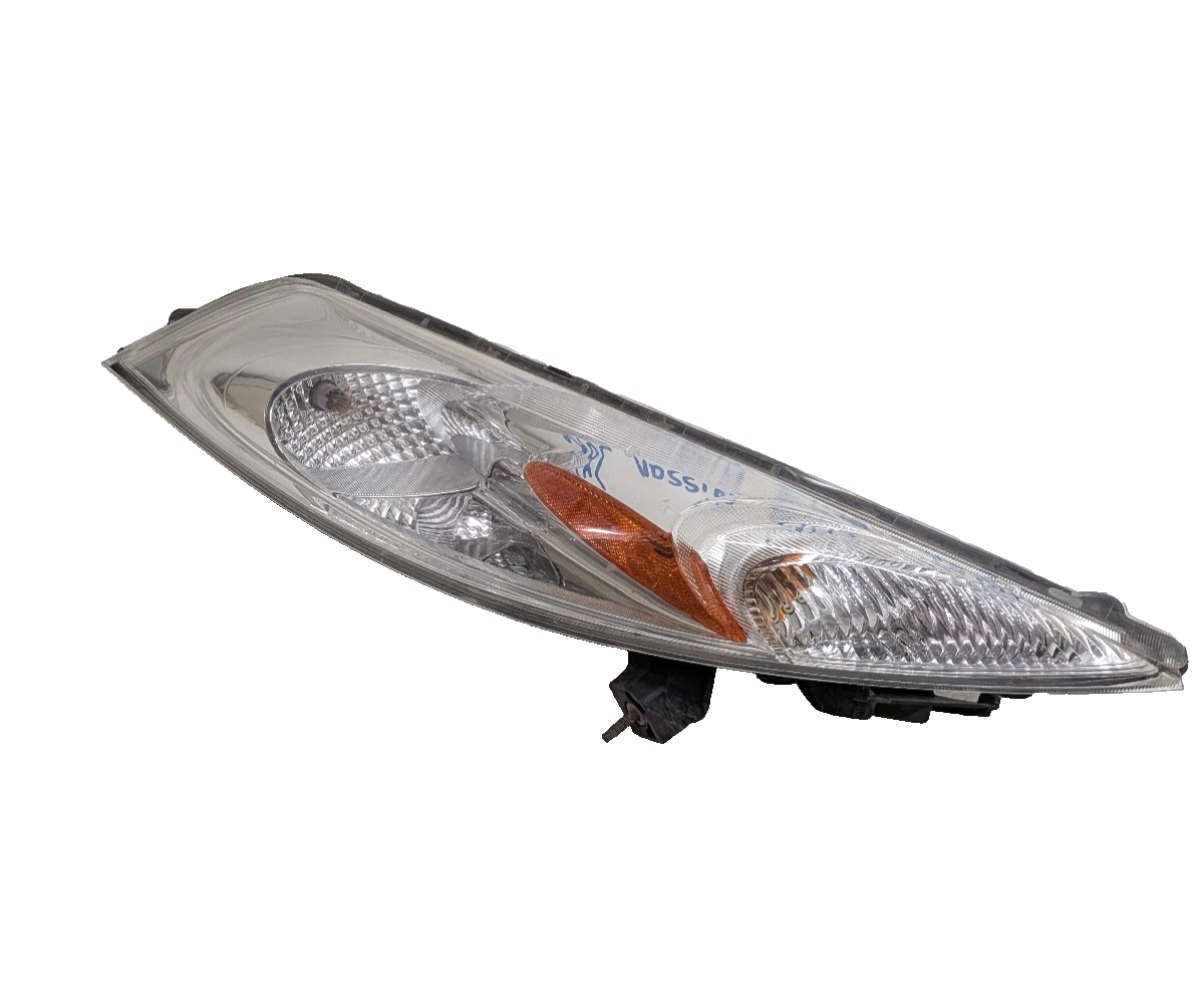 2011–2014 Nissan Juke Right Passenger Side Headlight Turn Signal Halogen