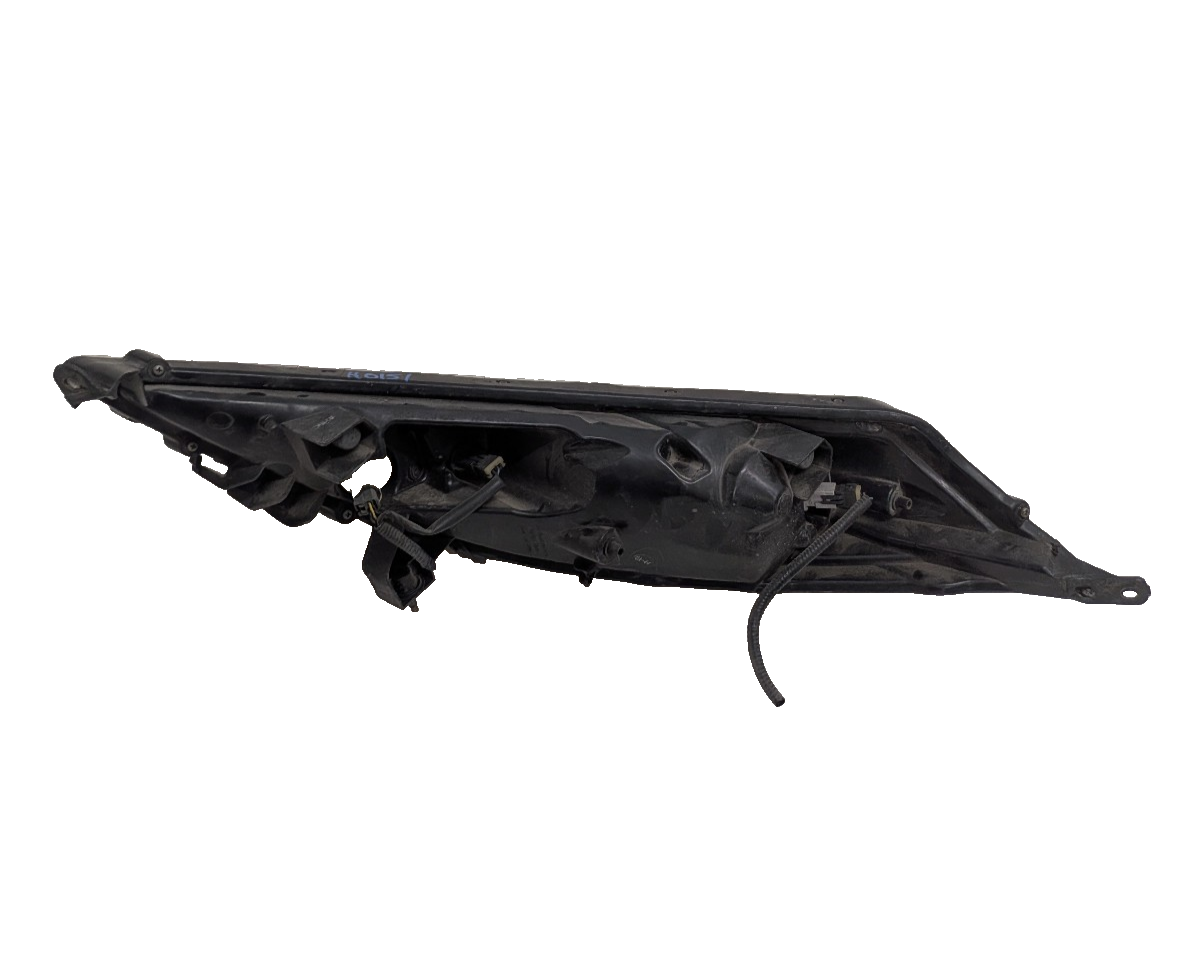 2011–2014 Nissan Juke Right Passenger Side Headlight Turn Signal Halogen