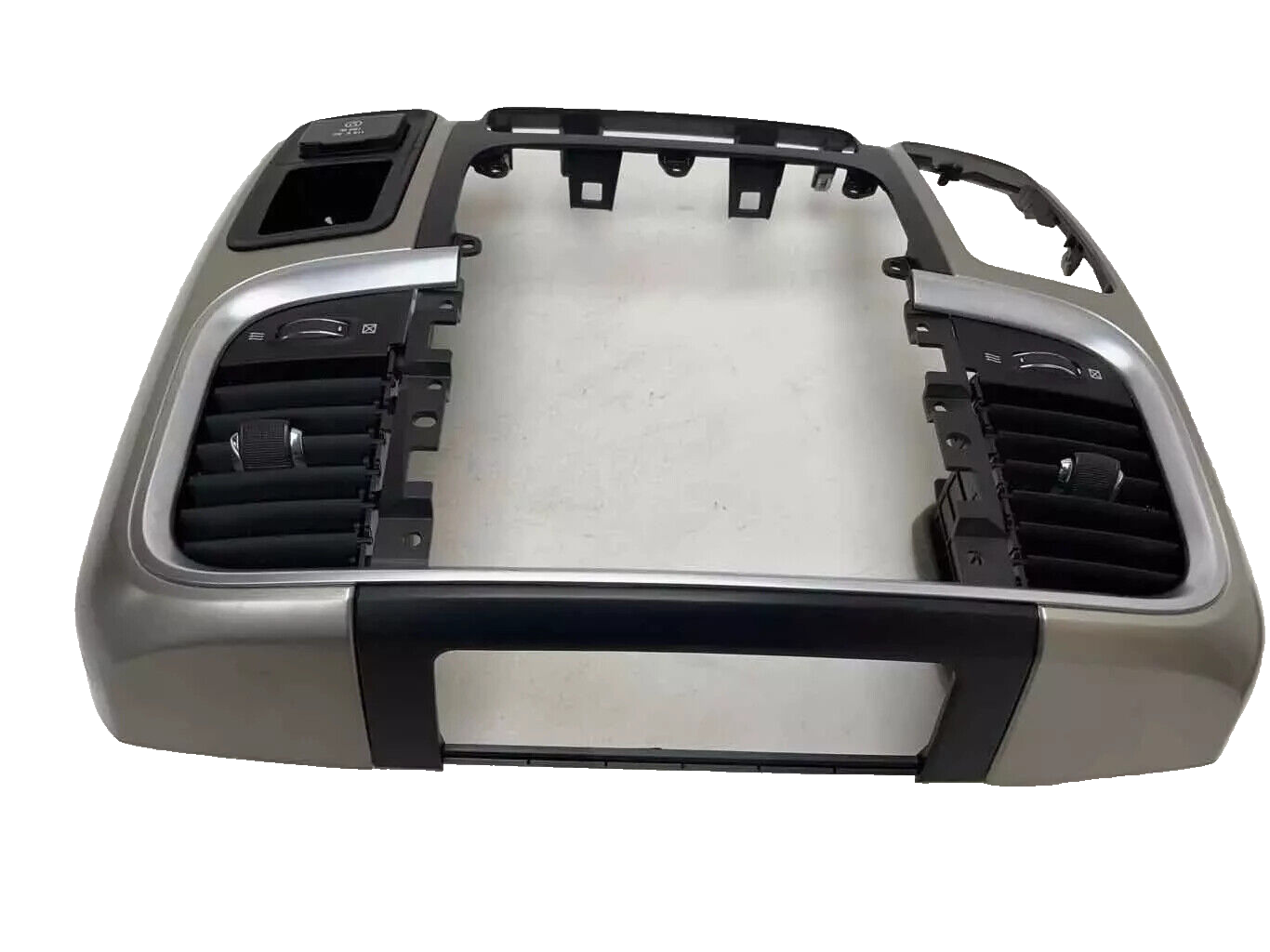 13 14 15 16 17 18 Ram 1500 3500 Center Dash Radio Bezel Air Vents
