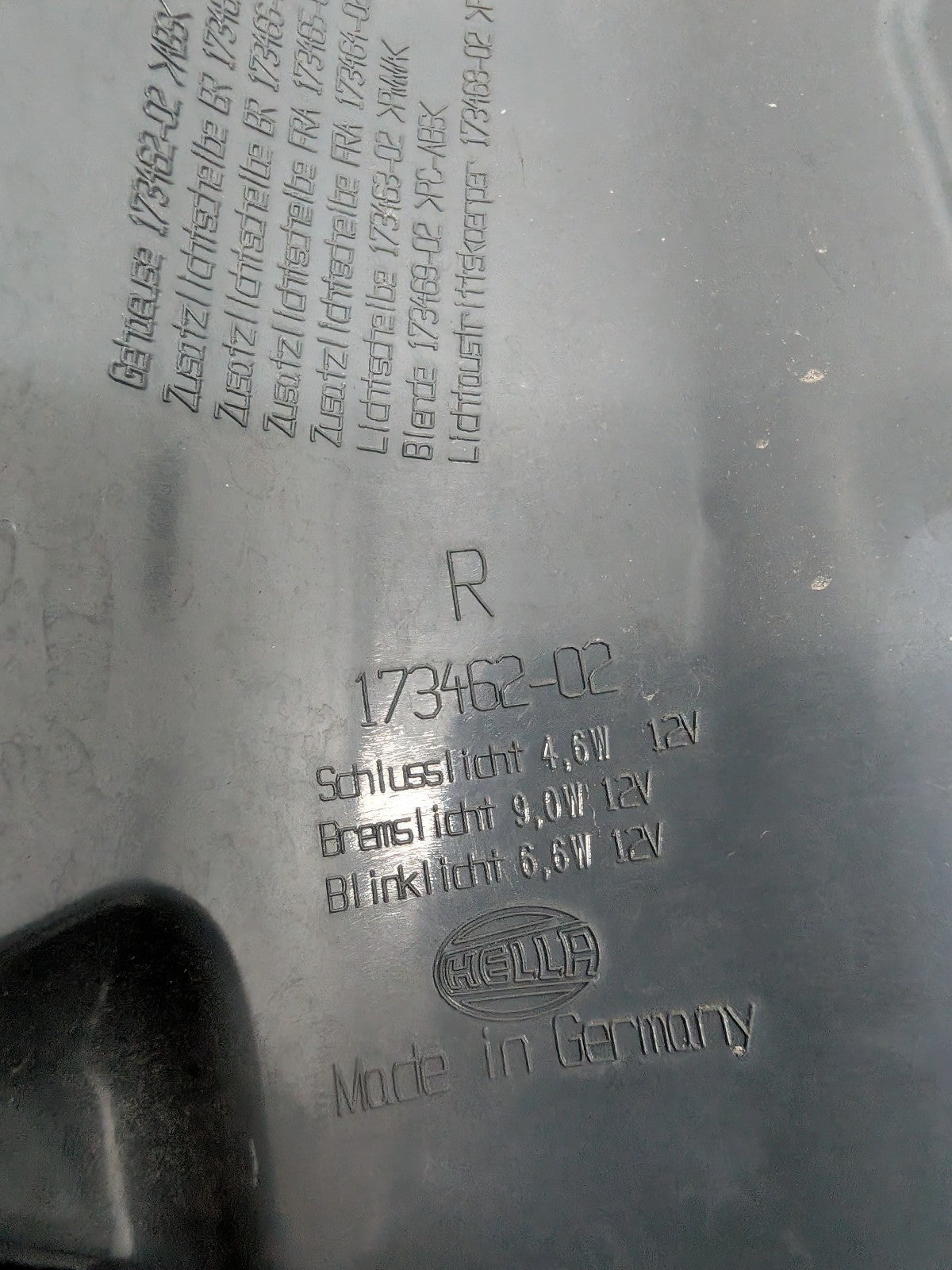 2011-2013 BMW 5-Series 528i 535i 550i Right Outer LED Tail Light OEM 173462-02
