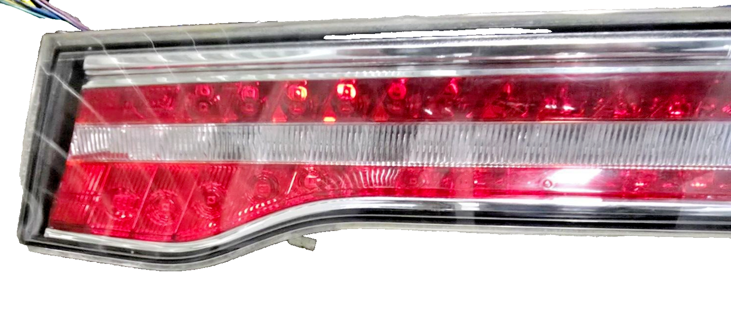 2013-2019 Lincoln MKZ Rear Center Trunk Tailgate Tail Light OEM