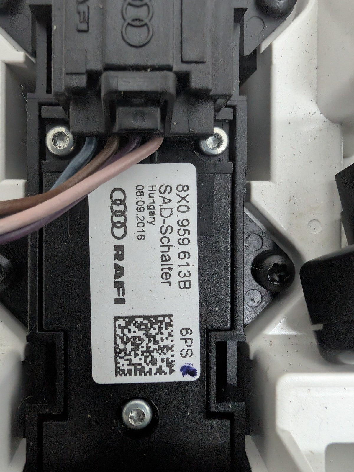 2017-2020 Audi A3 S3 RS3 Interior Overhead Console Dome Light Map Switch OEM