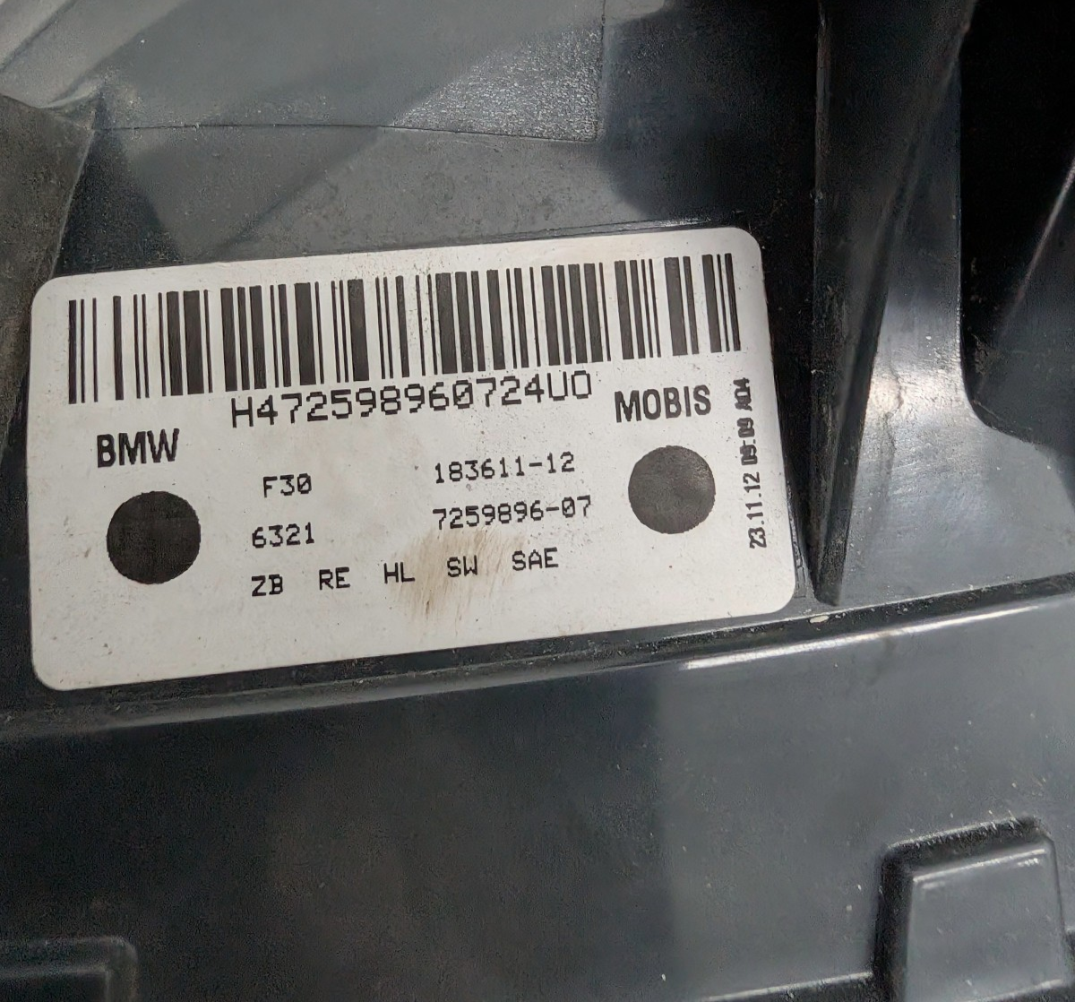2012-2015 BMW 320i 328i 335i Right Passenger Tail Light OEM 183611 12 F30