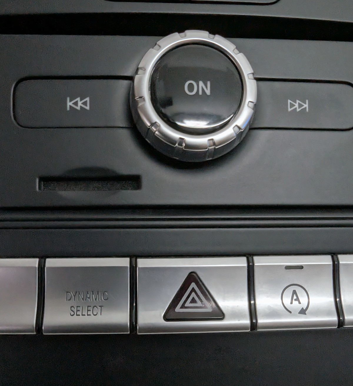 2016-2020 Mercedes CLA250 GLA250 B250 AM/FM GPS Navigation Radio Player OEM