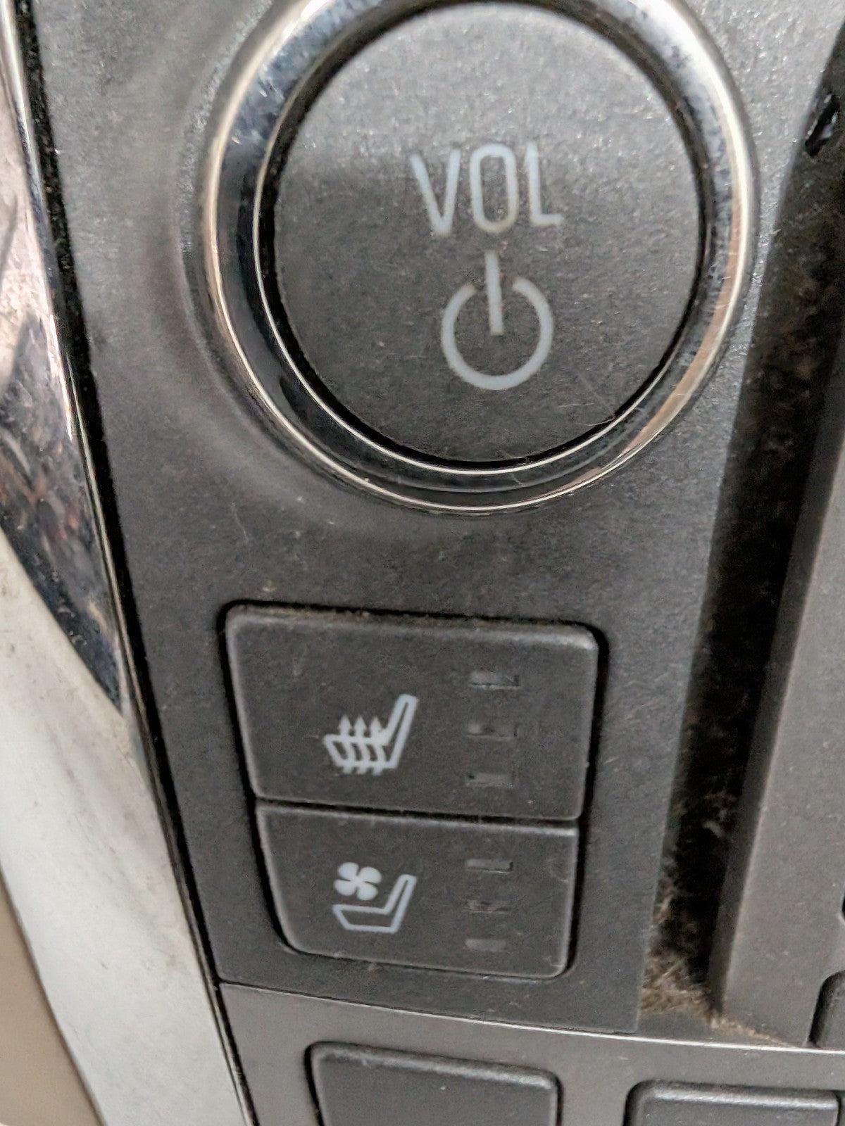 2010-2013 Buick LaCrosse Radio Climate Control Dash Bezel Heated Cooled Seats