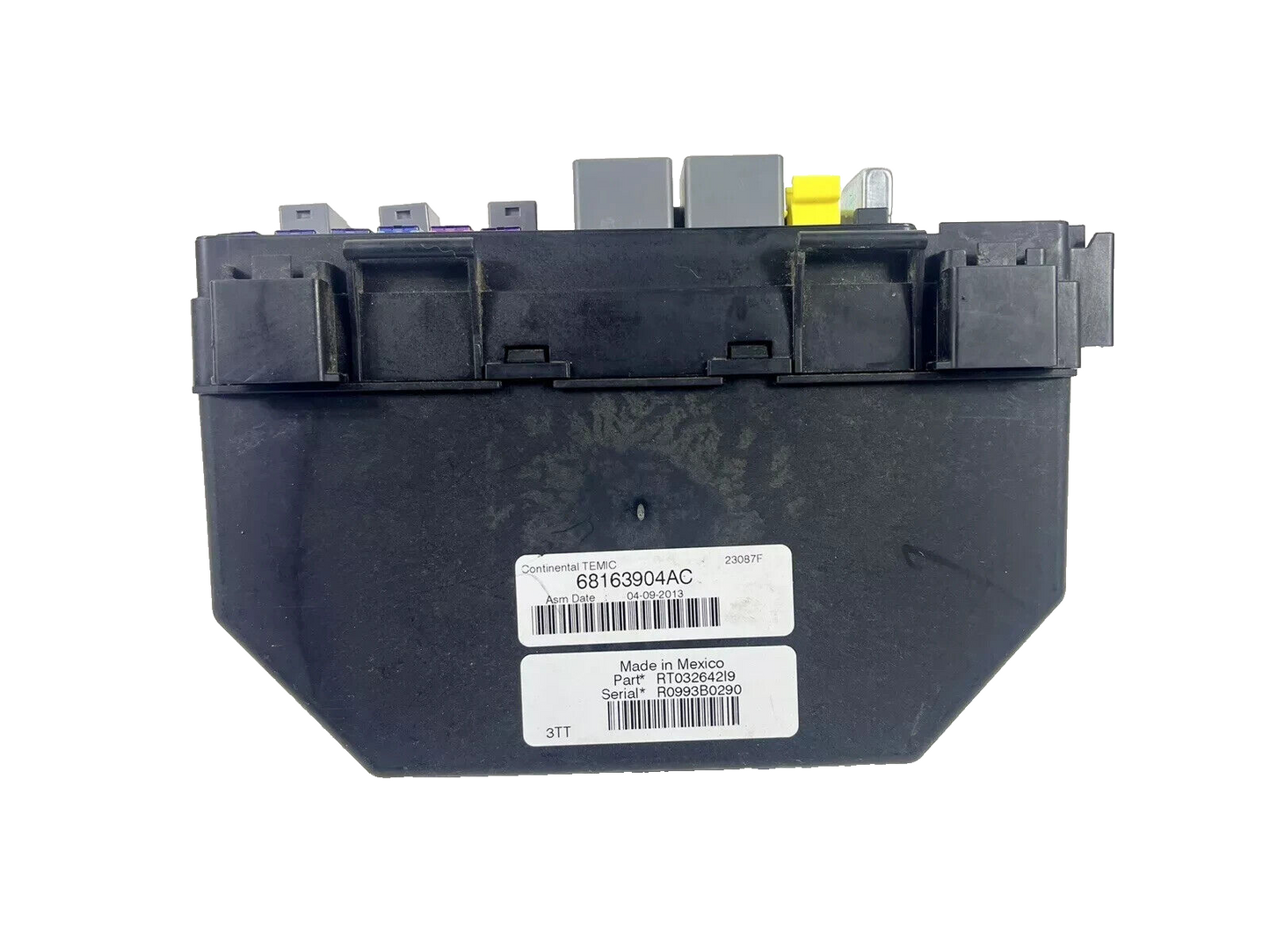 2013 Dodge Caravan Town & Country Integrated Power Fusebox Fuse Box 68163904AC