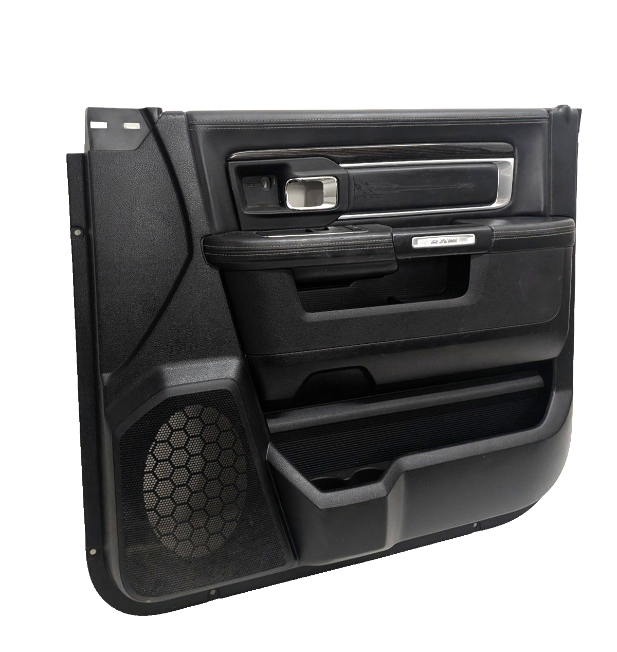 2013-2018 Dodge Ram 1500 2500 Front Passenger Right  Laramie Door Panel Black