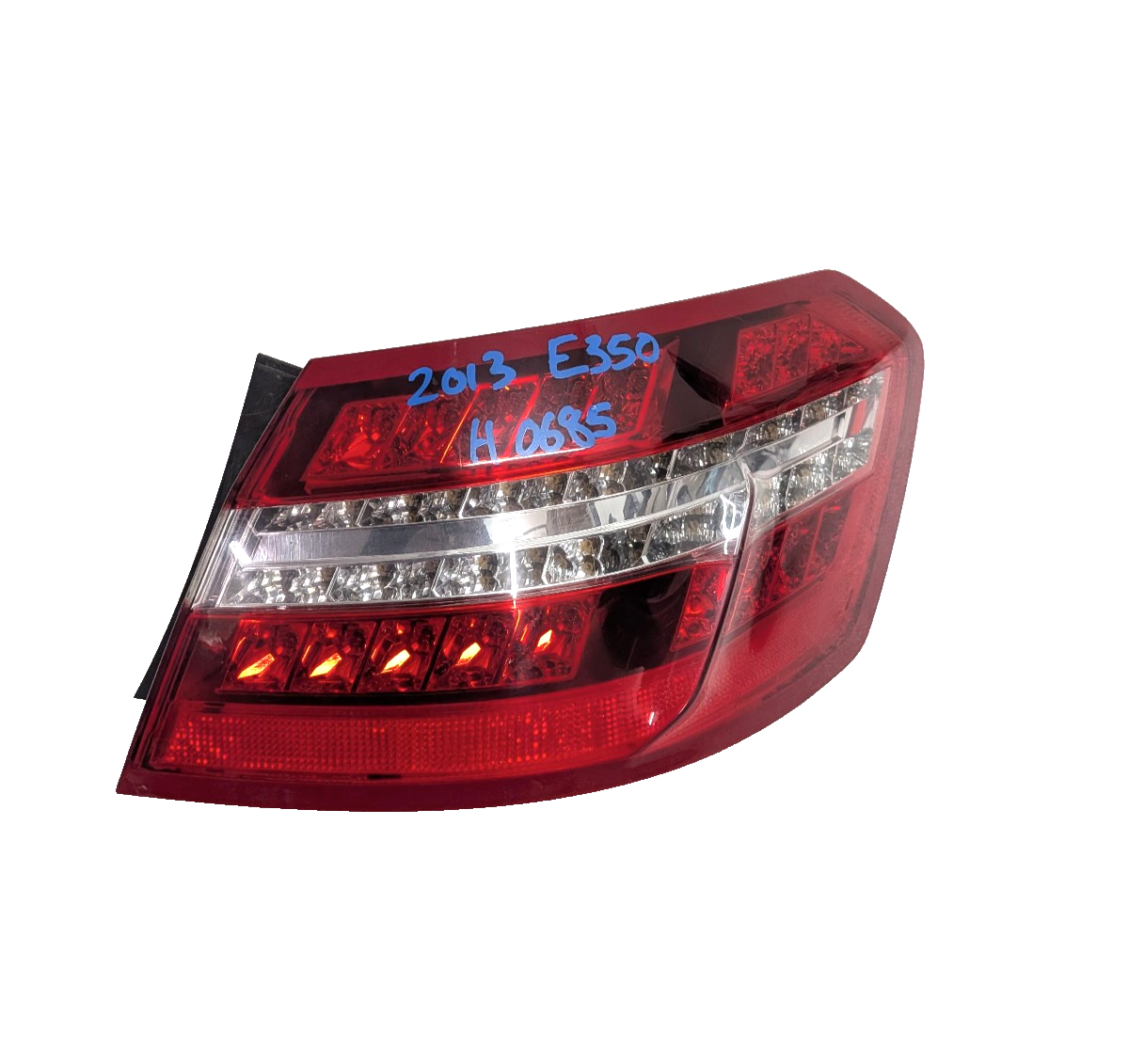2010-2013 Mercedes E350 Sedan Passenger RH Outer Tail Light LED OEM A2129060858