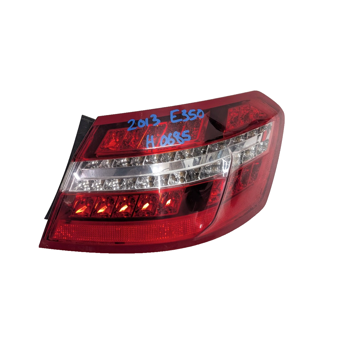 2010-2013 Mercedes E350 Sedan Passenger RH Outer Tail Light LED OEM A2129060858