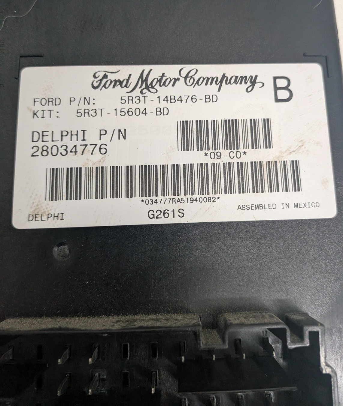 05-06 Ford Mustang BCM SJB Interior FuseBox Smart Junction Box 5R3T-14B476-BD
