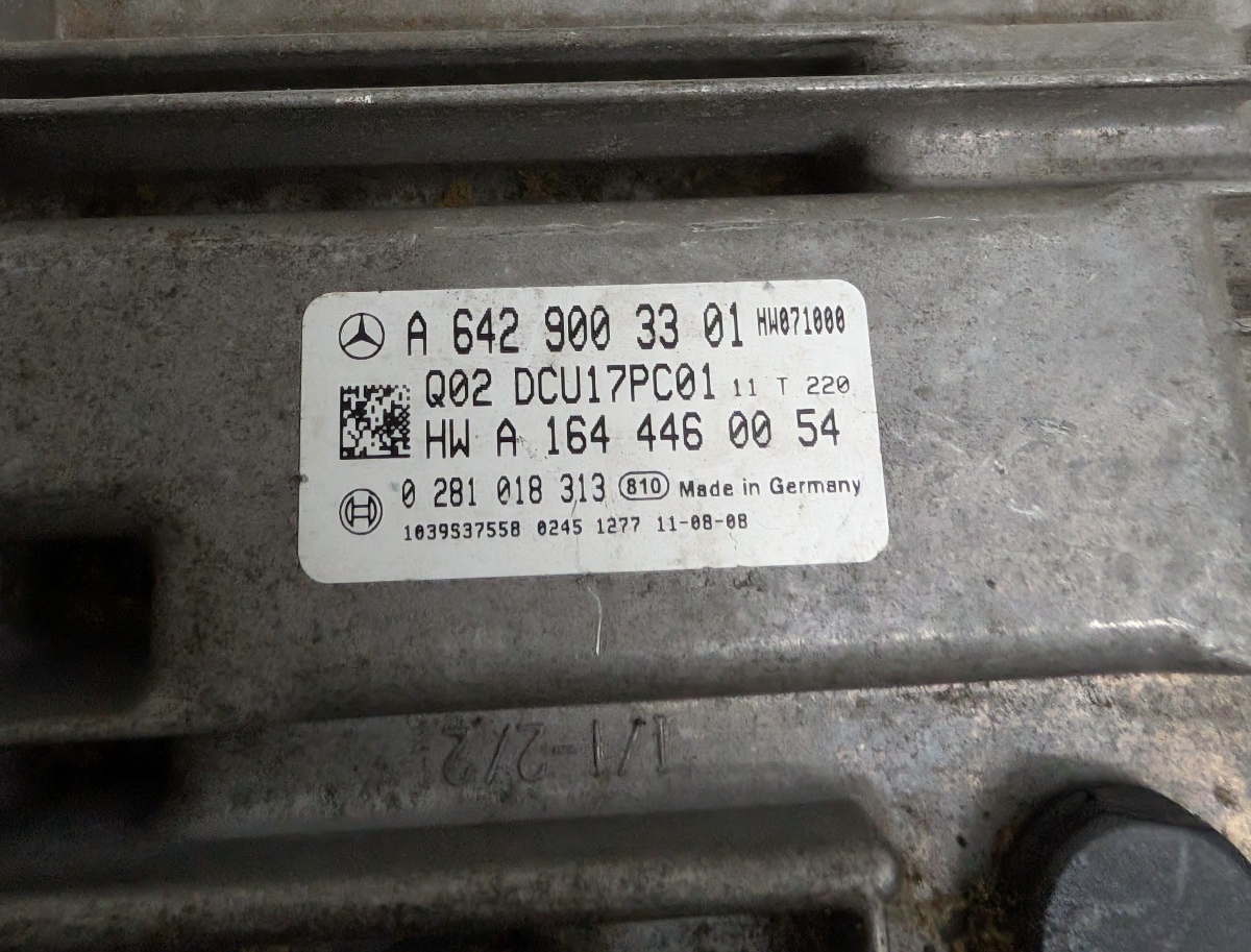 Mercedes Sprinter Diesel DEF Emission Control Module AdBlue SCR A6429003301 OEM