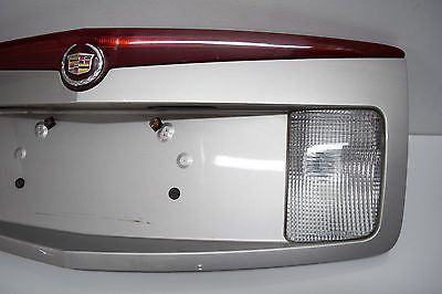 03 04 05 06 07 CADILLAC CTS 3RD BRAKE LIGHT DRIVER LICENSE TRUNK TRIM LIGHTS UP