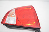 04 05 06 KIA SPECTRA RIGHT PASSENGER TAIL LIGHT TAILLIGHT OEM