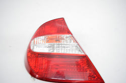 02 03 04 TOYOTA CAMRY TAIL LIGHT RIGHT PASSENGER OEM