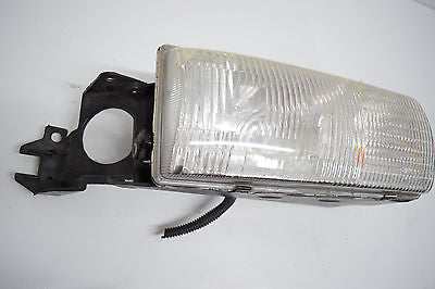 91 92 93 94 95 96 CHEVY CAPRICE RIGHT PASSENGER HEAD LIGHT OEM
