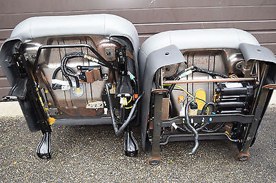 05 06 07 FORD ESCAPE POWER DRIVER PLUS MANUAL PASSENGER SEAT SET